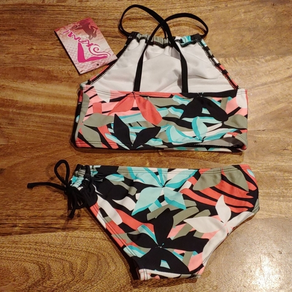 NWT Kanu Surf swimsuit Size 4 - Picture 2 of 3